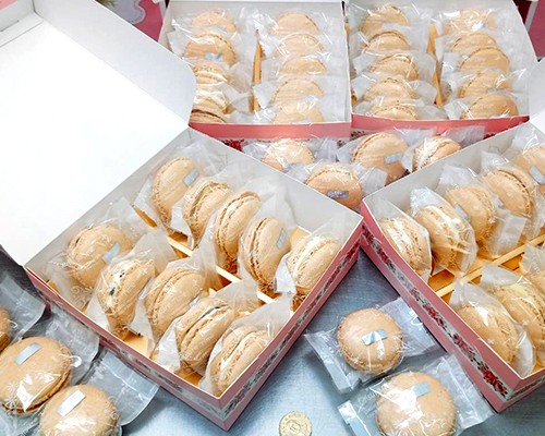 馬卡龍:蘭姆葡萄(奶蛋素)盒/10入650元